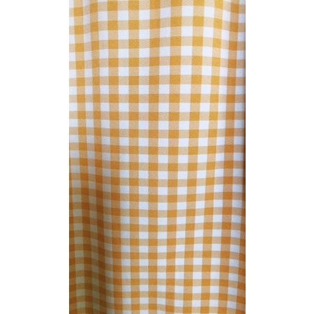 Đầm caro cổ vuông