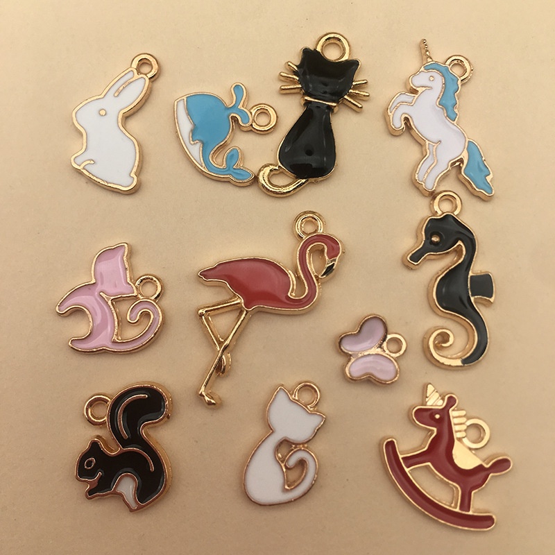 Bộ 10 mặt dây chuyền bằng hợp kim họa tiết hoạt hình