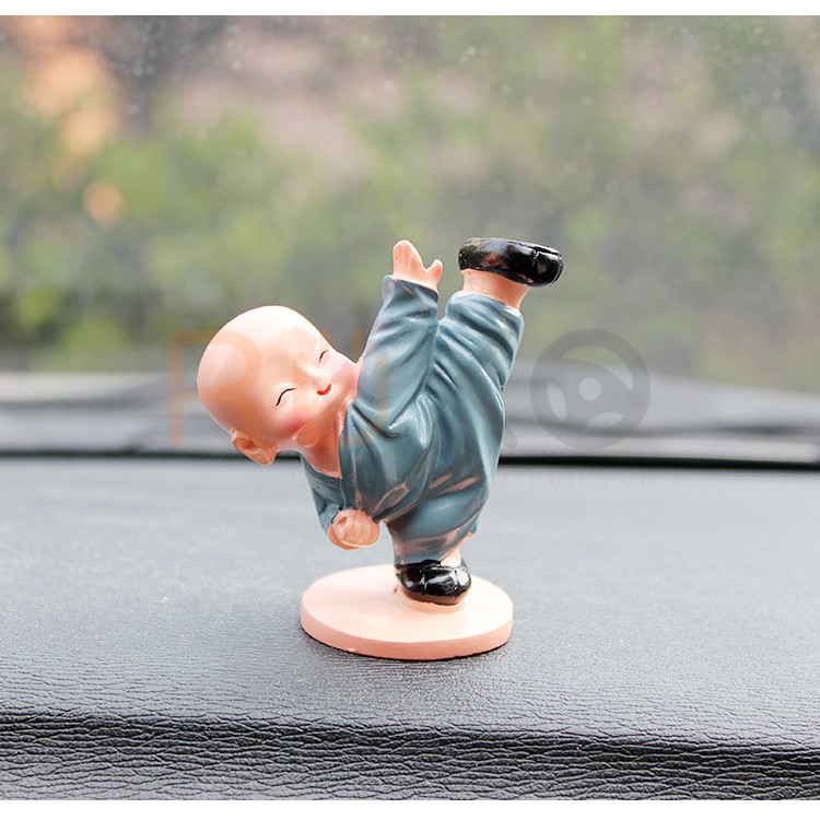 🚗 Bộ 4 tượng chú tiểu múa kungfu siêu dễ thương cho xe hơi, ô tô