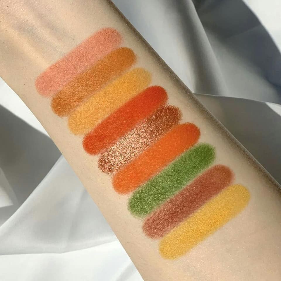 Bảng Phấn Mắt Nhũ 42 ô MUGE LEEN Lấp Lánh Love Story | BigBuy360 - bigbuy360.vn