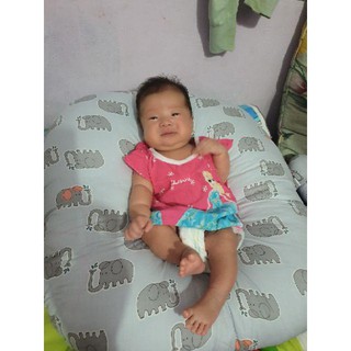 gối chống trào ngược cho bé