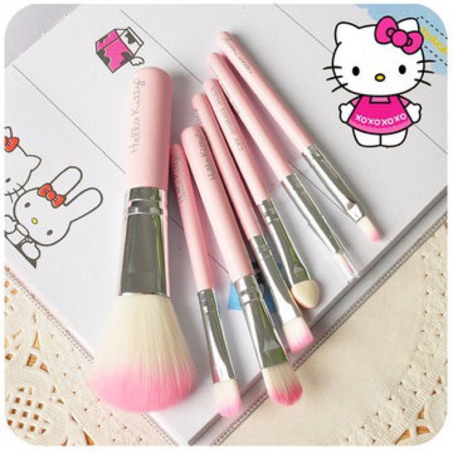 Bộ cọ trang điểm Hello Kitty 7 Món Hộp Thép Cao cấp NPP Shoptido