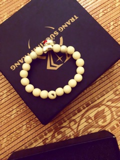 Vòng dâu tằm cho bé