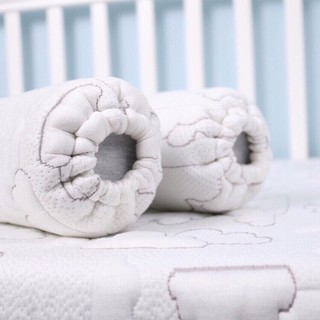 Gối ôm, chặn trẻ sơ sinh Petit Soleil