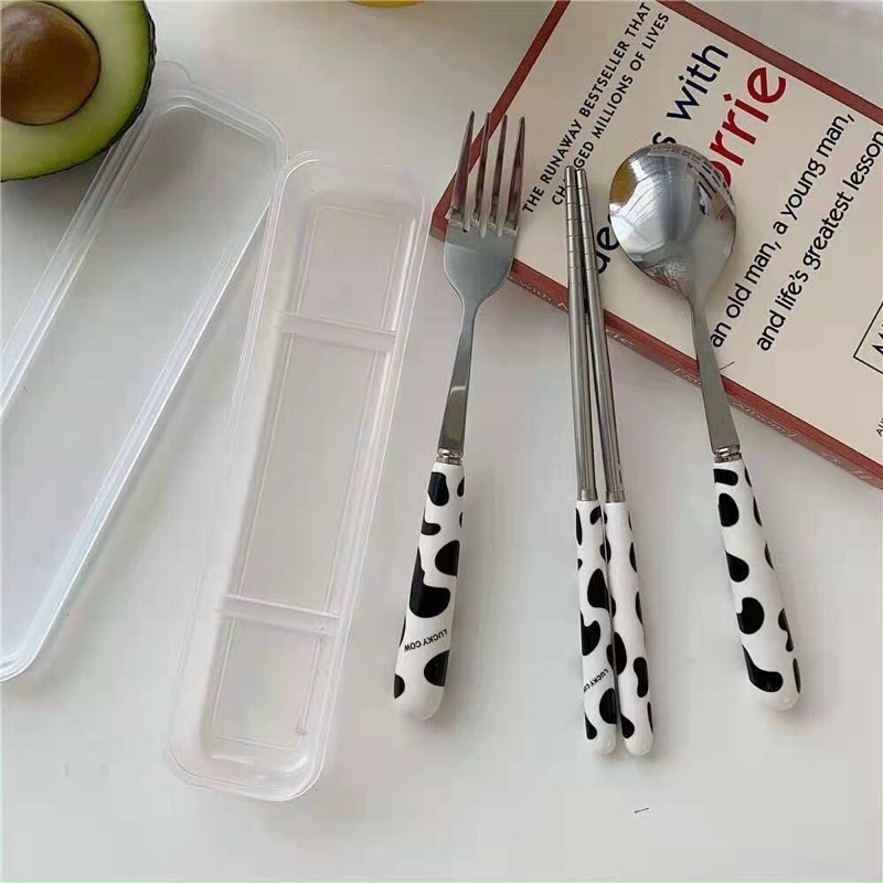 Bộ thìa đũa inox chống gỉ với cán gỗ tiện dụng có hộp đựng phù hợp cho văn phòng và học sinh