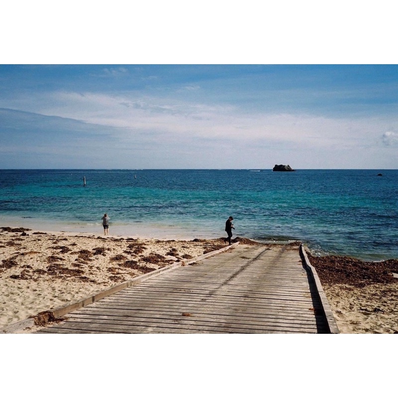 - Film 135  giá rẻ, 36 kiểu, indate 09/2025, hàng US