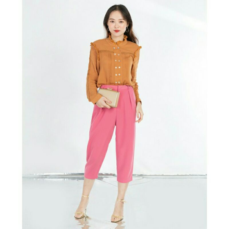 JP-Quần baggy lửng size M sale 60%