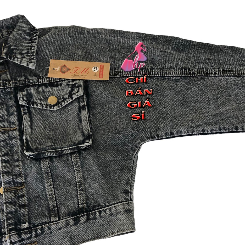 áo khoác jeans nữ form lửng cao cấp tay dài phối túi hộp màu muối tiêu cổ bẻ mẫu mới thời trang 2021