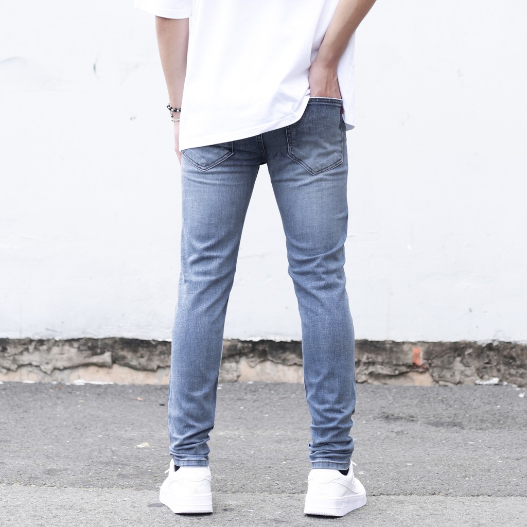 Quần Skinny Jeans Nam-Màu Xanh Đậm-Kiểu Trơn-Chất Liệu Cotton Co Giãn-Ống Đứng Dáng-Ống Ôm Chân Chuẩn Skinny | BigBuy360 - bigbuy360.vn