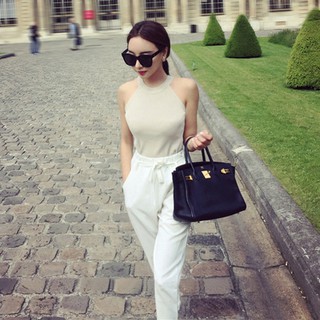 Áo cổ yếm len thái