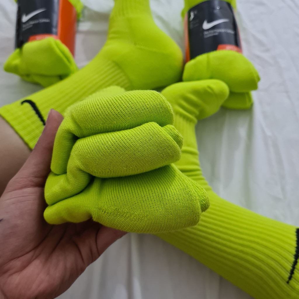 Pack 3 đôi tất thể thao Nike màu Xanh neon (hàng xuất Nhật) - Free ship + Quà tặng Loved socks by TatsTats.vn