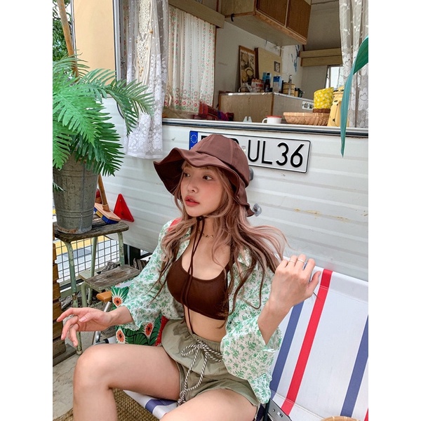 Set đồ bơi bikini nữ 3 mảnh cạp cao basic màu tím nâu đậm kèm nón tai bèo