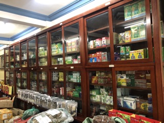 Xạ đen Hoà Bình 1kg (Nhiều lá)