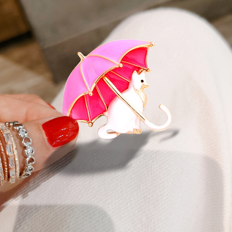 Ghim Cài Áo Hình Mèo Đen Và Cây Dù Thời Trang