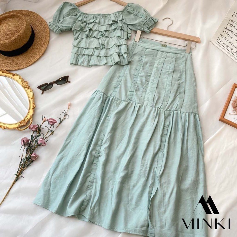 SET ÁO BÈO NHÚN TRỄ VAI + CHÂN VÁY DÀI - CHẤT LANH LỤA NHẬP KHẨU - MÀU XANH/ TRẮNG [SIÊU PHẨM] | BigBuy360 - bigbuy360.vn