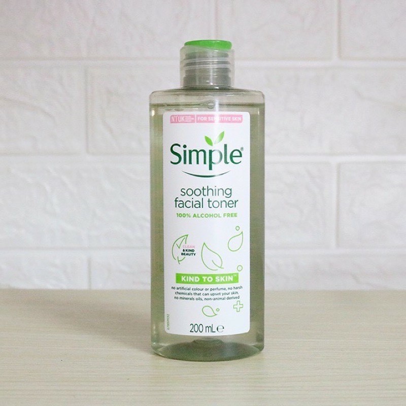 Nước Hoa Hồng Simple-Không Cồn, Cân Bằng Da Dịu Nhẹ Kind To Skin Soothing Facial Toner 200ml | BigBuy360 - bigbuy360.vn