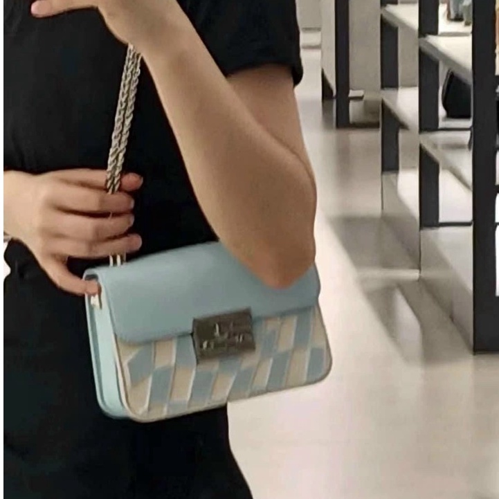 Túi đeo chéo nữ cnk. size 18cm mẫu mới CK2-80701218