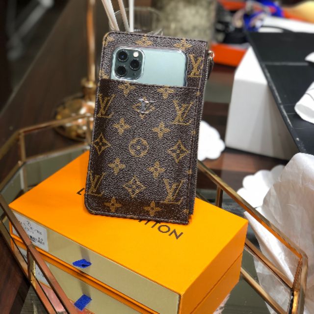 Ví kiêm đựng thẻ card ( đút vừa 11 pro max )