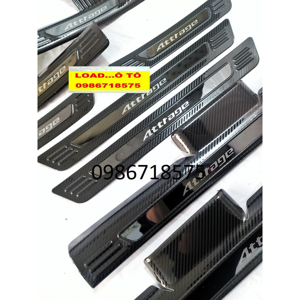Ốp Bậc Chân Carbon Xe Mitsubishi Attrage 2024-2018 Mẫu Carbon Cao Cấp Nhất Thị Trường