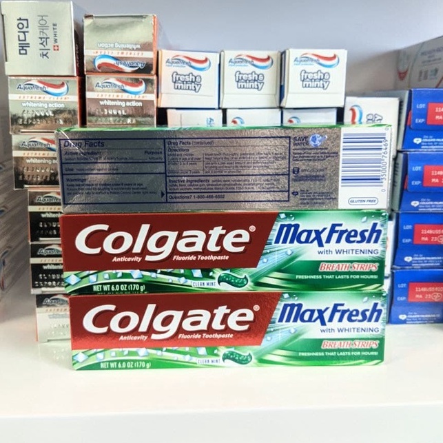 Kem đánh răng thơm miệng trắng răng Mỹ COLGATE Maxfresh With Whitening Clean Mint 170g (Colgate Mỹ Xanh Lá)