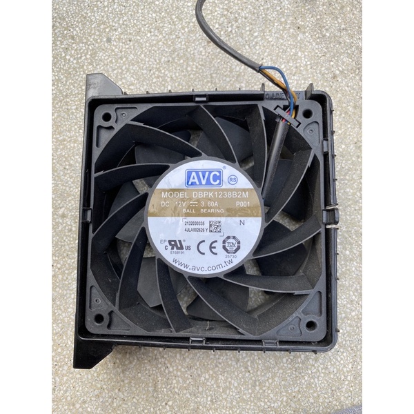 Quạt tản nhiệt Delta 12V 2.7A 12cm x 3.5 cm
