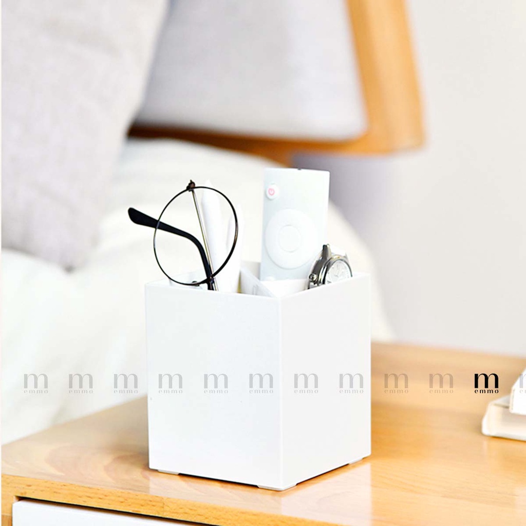 LỌ ĐỰNG BÚT ĐỂ BÀN, HỘP ĐỰNG CỌ TRANG ĐIỂM CÓ NGĂN CHIA TIỆN DỤNG EMMO – DEKO