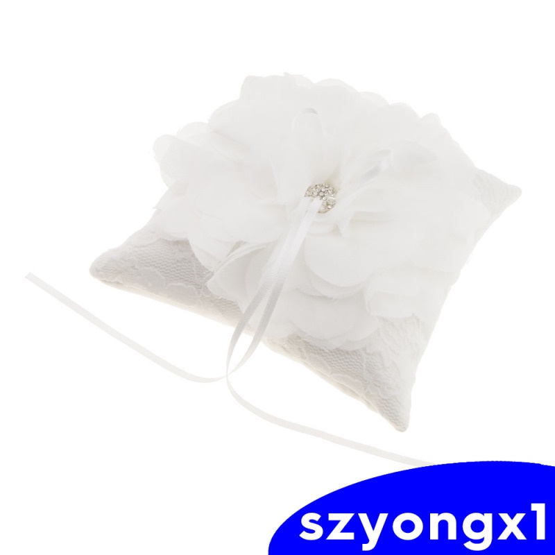 Gối Để Nhẫn Đính Kim Cương Giả Trang Trí Tiệc Cưới Kích Thước 6x6