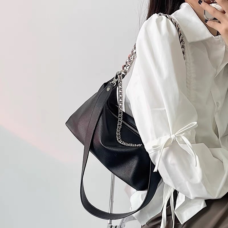 Túi Kẹp Nách Dây Xích Cá Tính Hàng Siêu Xinh ạ