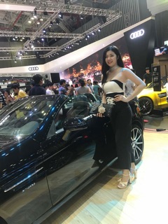 Set bộ Sexy Áo cúp ngực có mút