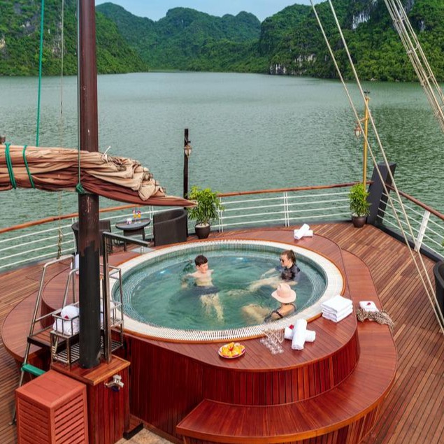 Tour Du Lịch Trọn Gói 2 Ngày 1 Đêm Trên Du Thuyền Orchid Cruises