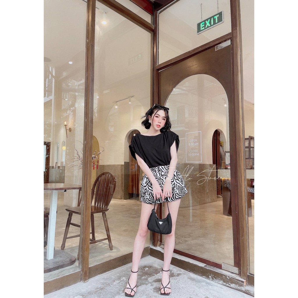 SET 2CT ÁO PULL HỞ LƯNG KÈM XÍCH+CHÂN VÁY VẰN | BigBuy360 - bigbuy360.vn
