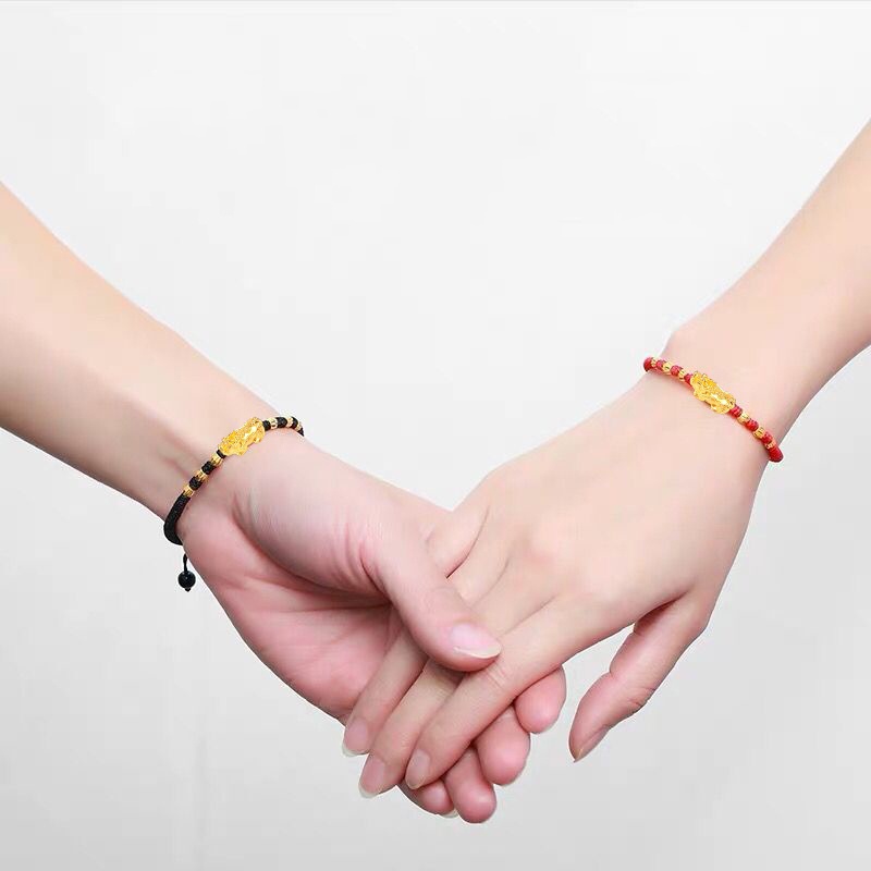 Vòng tay bện dây đỏ may mắn có thể điều chỉnh dành cho cả nam nữ