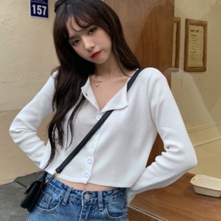 Áo Croptop Tay Dài Nút Dọc Basic Dễ Phối Đồ
