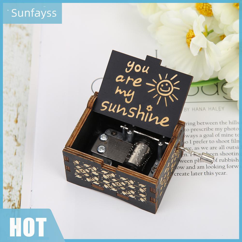 Hộp nhạc bằng gỗ khắc chữ You Are My Sunshine phong cách vintage