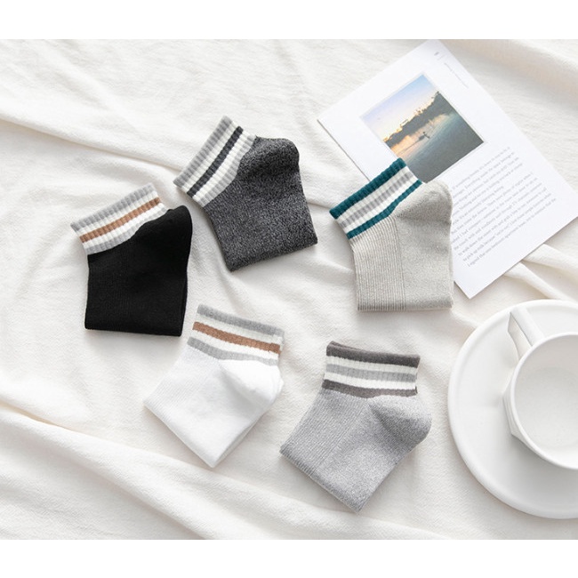 Vớ cotton, Tất cotton Nam nhiều màu cực thấm mồ hôi và khử mùi rất tốt.