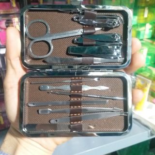 Bộ cắt bấm móng tay 12 chi tiết