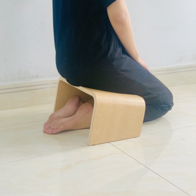 Ghế ngồi thiền Seiza kiểu Nhật, Đôn gác chân gỗ uốn cong Plyconcept Seiza Bench