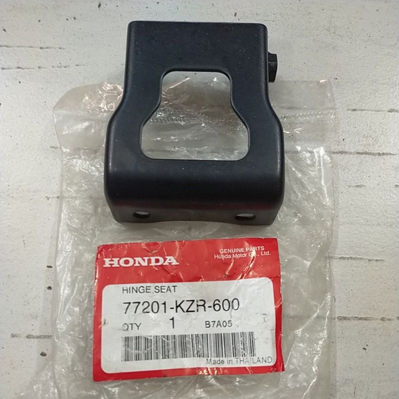 Bát yên trước Honda Click 125 2013-2014