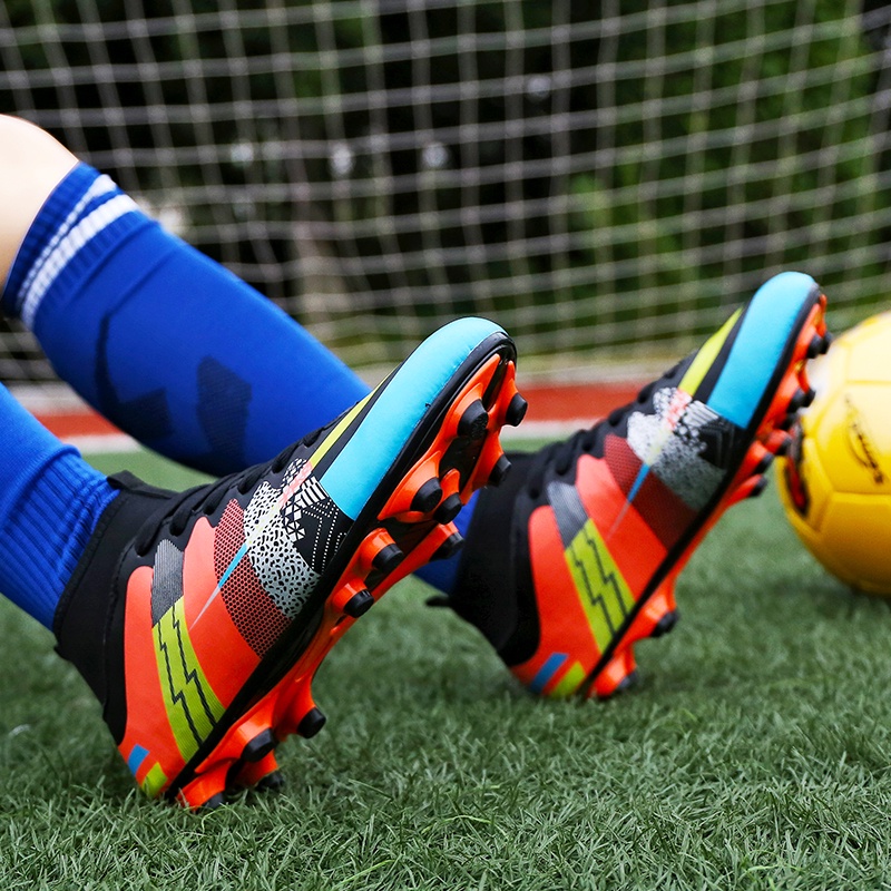 Kích thước:31-43 FG Giày bóng đá có mũi nhọn cao cho trẻ em , giày huấn luyện bóng đá sân cỏ nhân tạo cho thanh niên