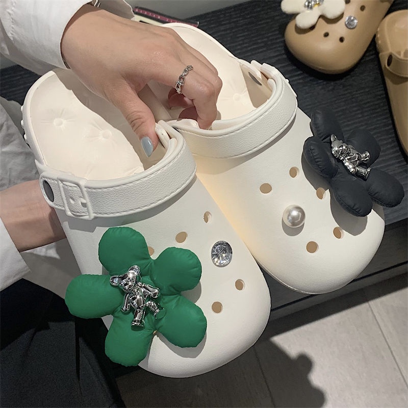 Giày Sandal Nữ Đế Mềm Đính Hoa Thời Trang