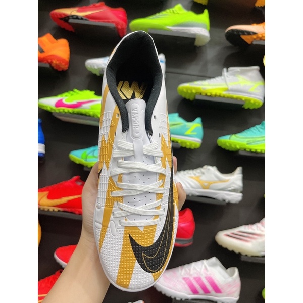 Giày đá bóng MECURIAL VAPOR 14 ACADEMY( trắng đồng )