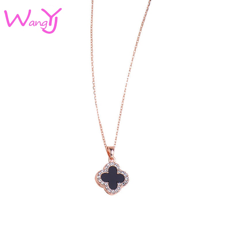 Vòng cổ Mạ Vàng Hồng 18K Mặt Hình Cỏ Bốn Lá Đính Đá Dễ Thương