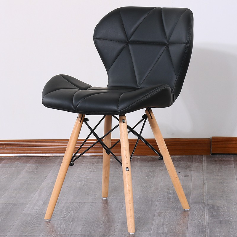 Ghế Eames cánh bướm bọc da chân đan gỗ