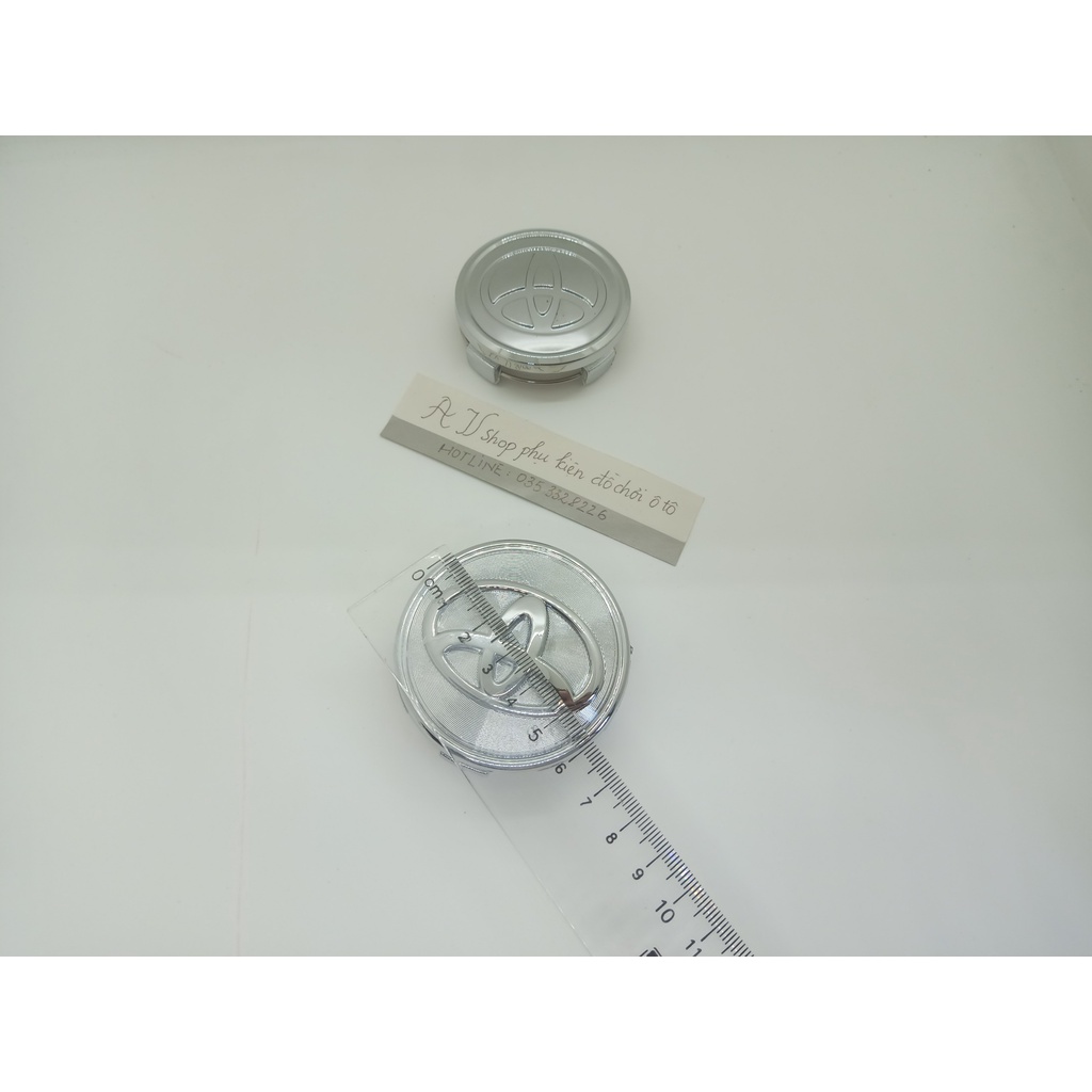 Logo chụp mâm, vành bánh xe ô tô Toyota Đường kính 62mm và 58mm
