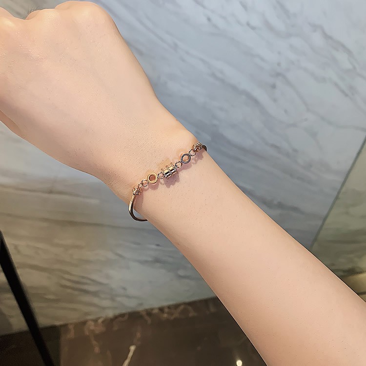 Vòng Đeo Tay Bằng Thép Titan Thiết Kế Đơn Giản Thời Trang Cho Nữ | BigBuy360 - bigbuy360.vn