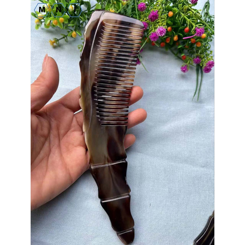 Lược sừng ngọn khía trúc kích thước 20 - 22cm (đen và lưa) giúp trí não tỉnh táo, phòng mất ngủ