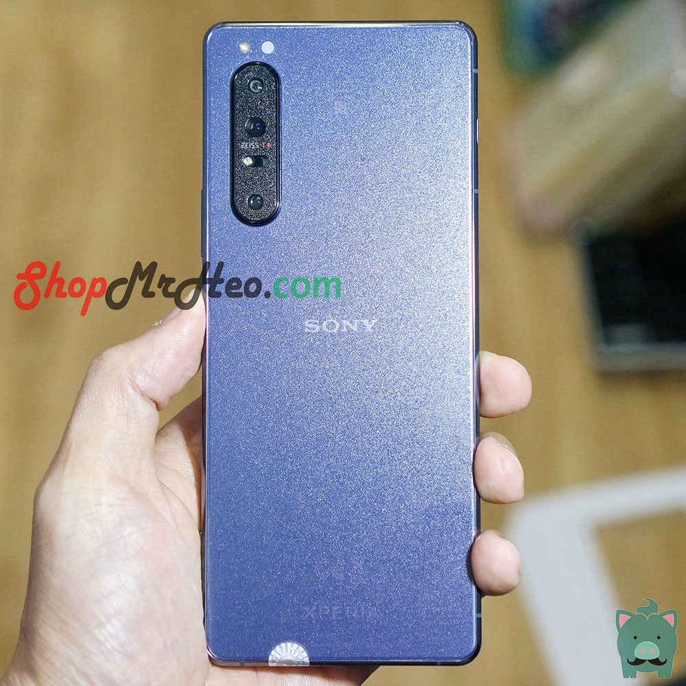 Skin Dán Mặt Sau Lưng Vân 3D Sony Xperia 1 ii - Sony 1 Mark 2 - Carbon, Hình hộp, Nhám, Vân da