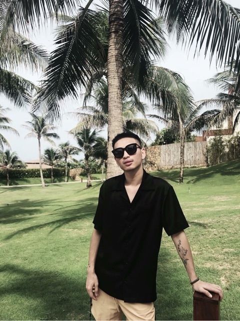 Áo Sơ Mi Tay Ngắn Cổ Vest màu ĐEN/TRĂNG ❤️/ Nam Nữ Unisex /FREESHIP ❤️