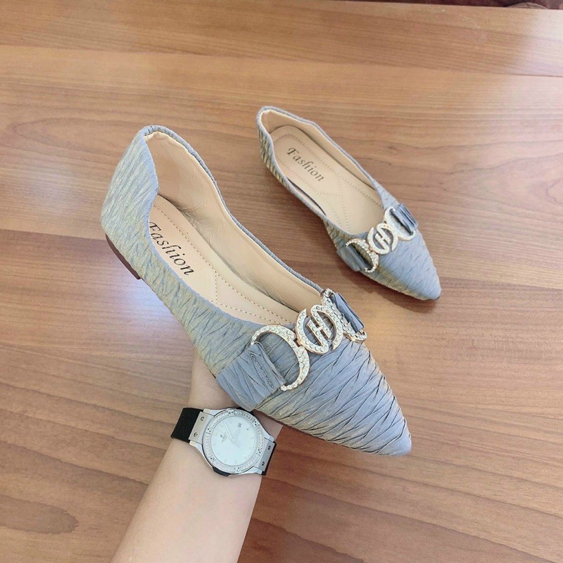 GIÀY BÚP BÊ MŨI NHỌN KHOÁ SIÊU CUTE