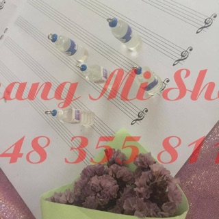 Charm nước suối